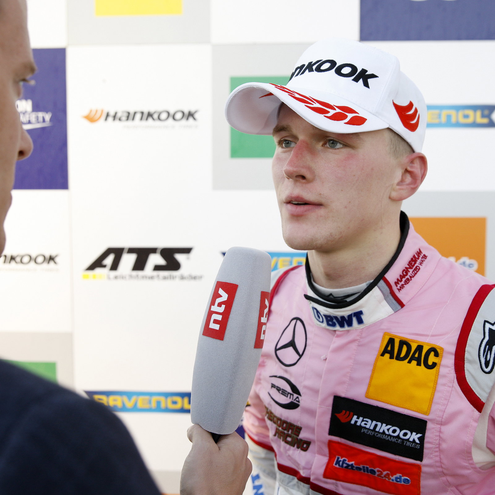 Mercedes F1 junior George Russell joins ART in Formula 2